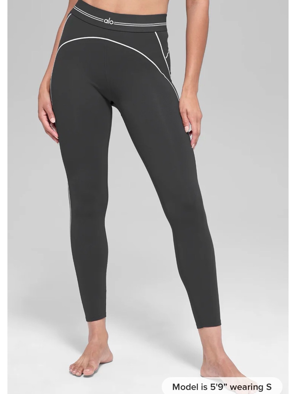 Alo Yoga Airbrush High-Waist Heart Throb leggings in black/white